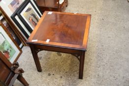 YEW WOOD VENEERED REPRODUCTION COFFEE TABLE, 50CM WIDE