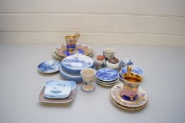 MIXED LOT COMPRISING BAVARIAN GILT DECORATED PORCELAIN CUPS, SAUCERS AND SIDE PLATES, VARIOUS