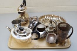 TRAY OF MIXED SILVER PLATED WARE TO INCLUDE TEA WARES, TOAST RACK ETC