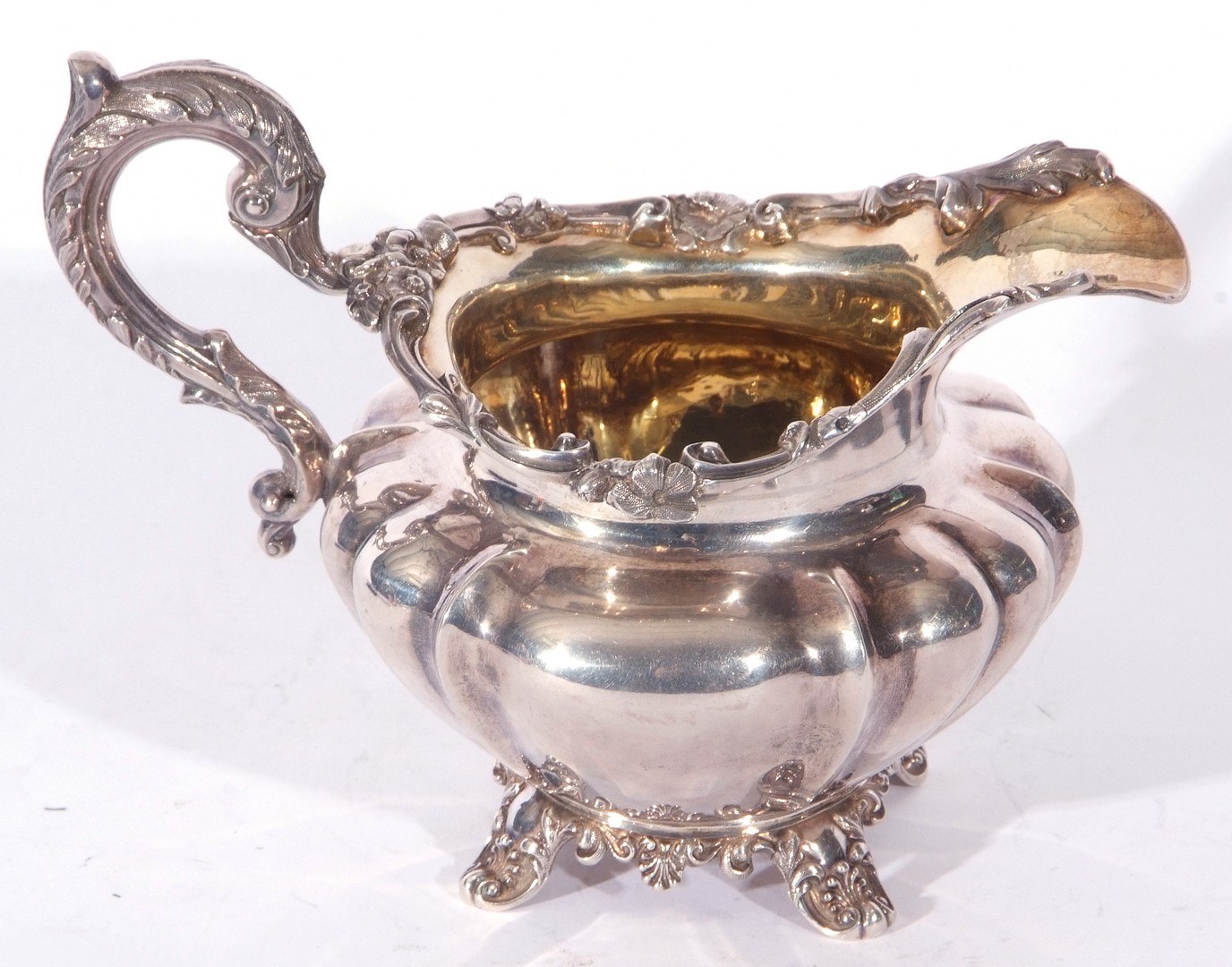 William IV silver cream jug of rounded and shaped design, gilt interior, having an acanthus capped - Image 2 of 5