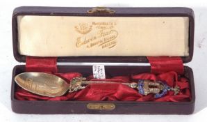 Edward VII and Queen Alexandra presentation tea spoons produced for the King's Coronation June 1902,