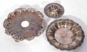 Mixed Lot comprising a silver plate on copper lid and base for a butter dish, the lid later