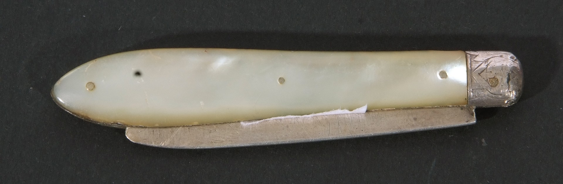 Victorian mother of pearl mounted and silver bladed folding fruit knife, Sheffield 1870, makers
