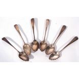 Set of six George IV silver tea spoons with shell formed bowls, lacking town assay marks, probably