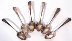 Set of six George IV silver tea spoons with shell formed bowls, lacking town assay marks, probably