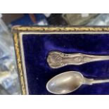 Cased set of six Teaspoons and Tongs, hallmarked for London 1937, Walker & Hall makers mark.