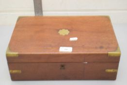 19TH CENTURY MAHOGANY WRITING BOX