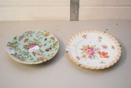 SMALL CANTON CIRCULAR PLATE TOGETHER WITH A FURTHER DRESDEN PLATE DECORATED WITH FLORAL DETAIL (2)