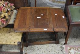 SMALL OAK DROP LEAF OCCASIONAL TABLE 50CM WIDE