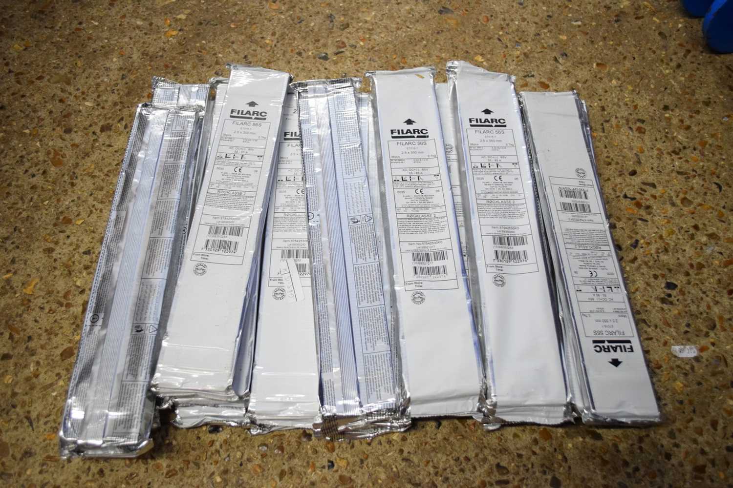 QUANTITY OF AS NEW FILARC 2.5 X 350MM ELECTRODES