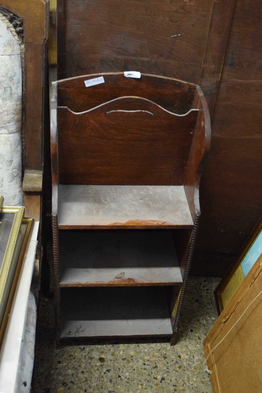 EARLY 20TH CENTURY OAK COMBINATION BOOKCASE AND LETTER RACK, 79CM HIGH