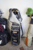 VINTAGE GOLF BAG CONTAINING ARNOLD PALMER DUNLOP GOLF CLUBS