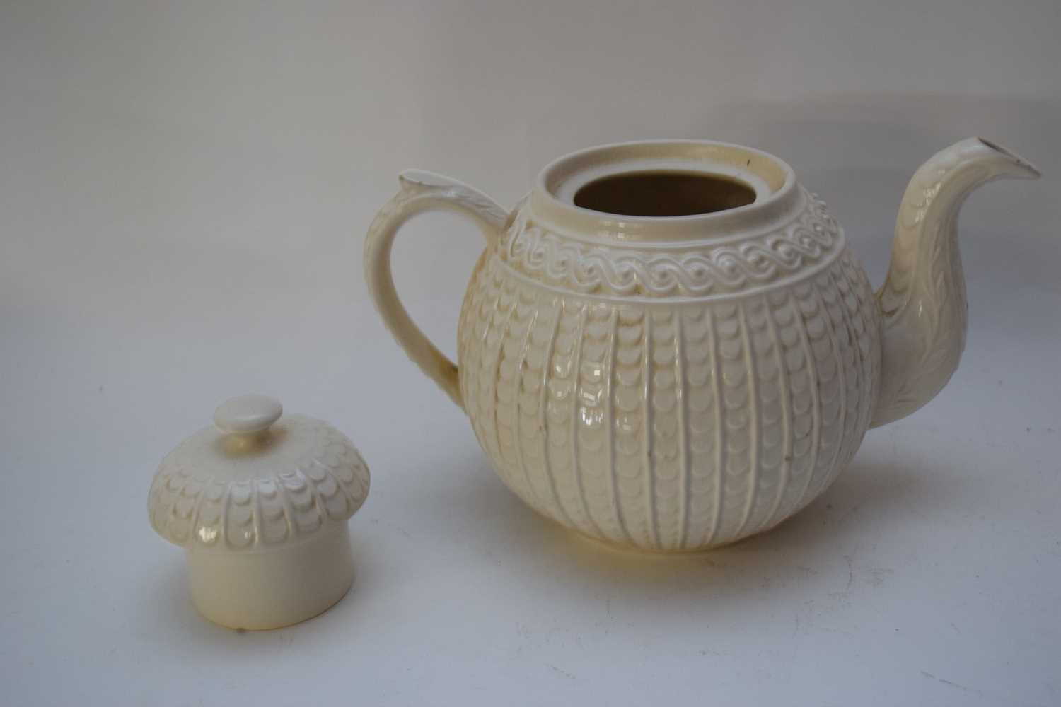 White pottery Queens ware type tea pot - Image 6 of 6