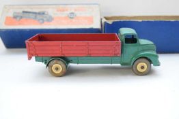 Dinky die-cast toy, circa 1950s, No 532, Leyland Comet wagon with green cab and chassis and hinged