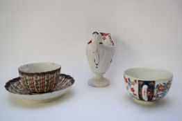 Group of English ceramics comprising a Worcester tea bowl and saucer in the hop trellis pattern, a