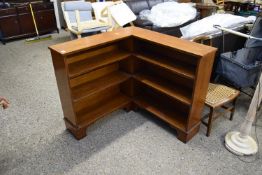 STAINED OAK CORNER SHELF UNIT, 102CM WIDE MAX