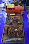 VINTAGE METAL MODEL TRAIN TOGETHER WITH TWO BOXES OF VARIOUS VINTAGE MECCANO