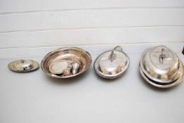MIXED LOT OF SILVER PLATED WARES TO INCLUDE ENTREE DISH, CRUET ITEM ETC