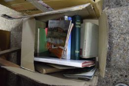 BOX OF MIXED BOOKS TO INCLUDE GARDENING INTEREST, VARIOUS GUIDES