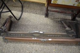 VICTORIAN IRON AND BRASS MOUNTED FIRE FENDER, 120CM WIDE