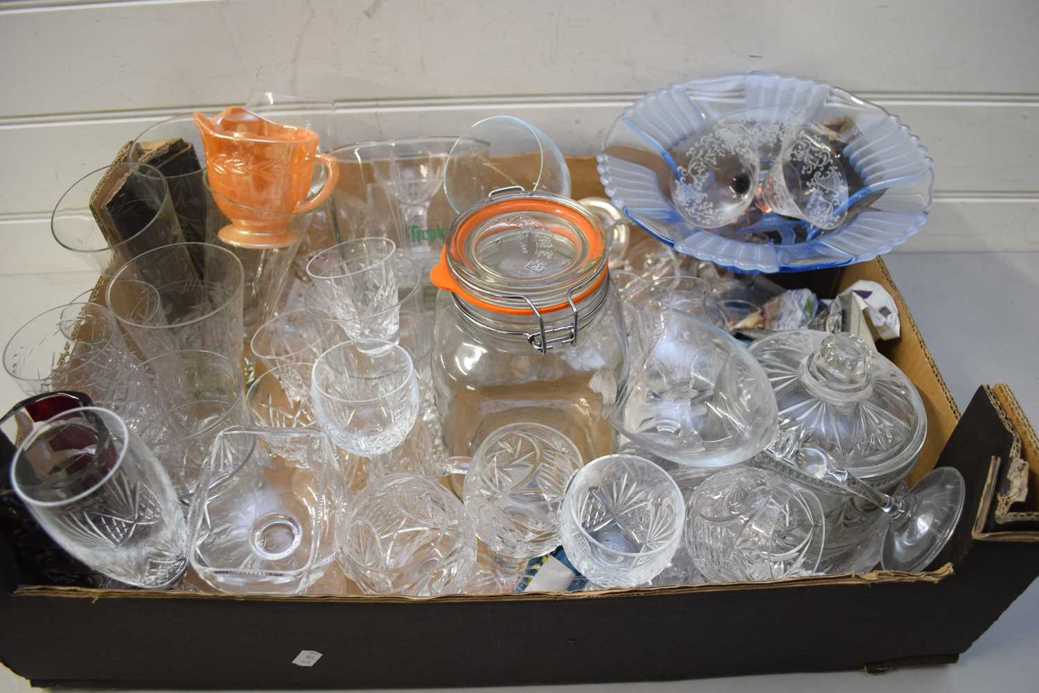 BOX OF DRINKING GLASSES, JARS ETC