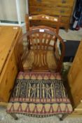 GEORGIAN STYLE MAHOGANY FRAMED DINING CHAIR WITH EGYPTIAN STYLE UPHOLSTERY TO THE SEAT