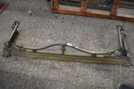 VICTORIAN BRASS FIRE FENDER, SHAPED FRONT RAIL, 125CM WIDE