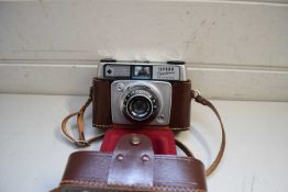 VINTAGE ILFORD SPORTSMAN CAMERA IN LEATHER CASE