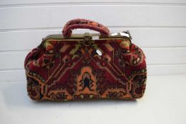 VINTAGE CARPET BAG