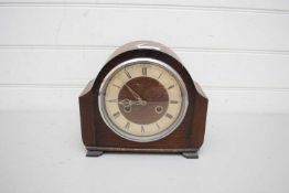 OAK CASED MANTEL CLOCK