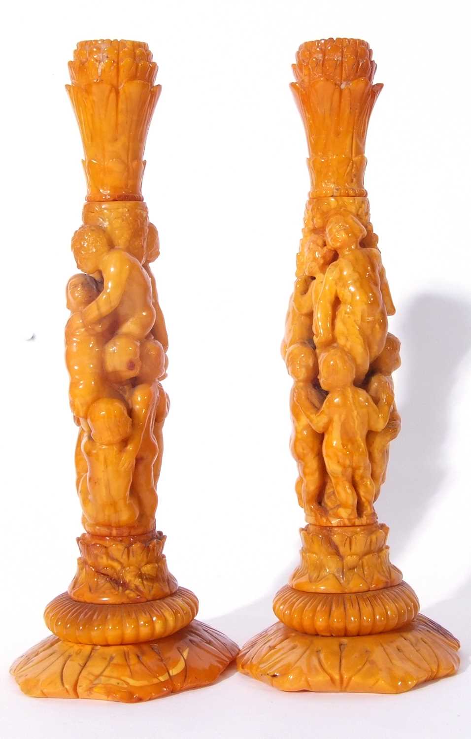 Pair of mid 19th century natural Baltic amber candlesticks (possibly German), having Corinthian - Image 3 of 16