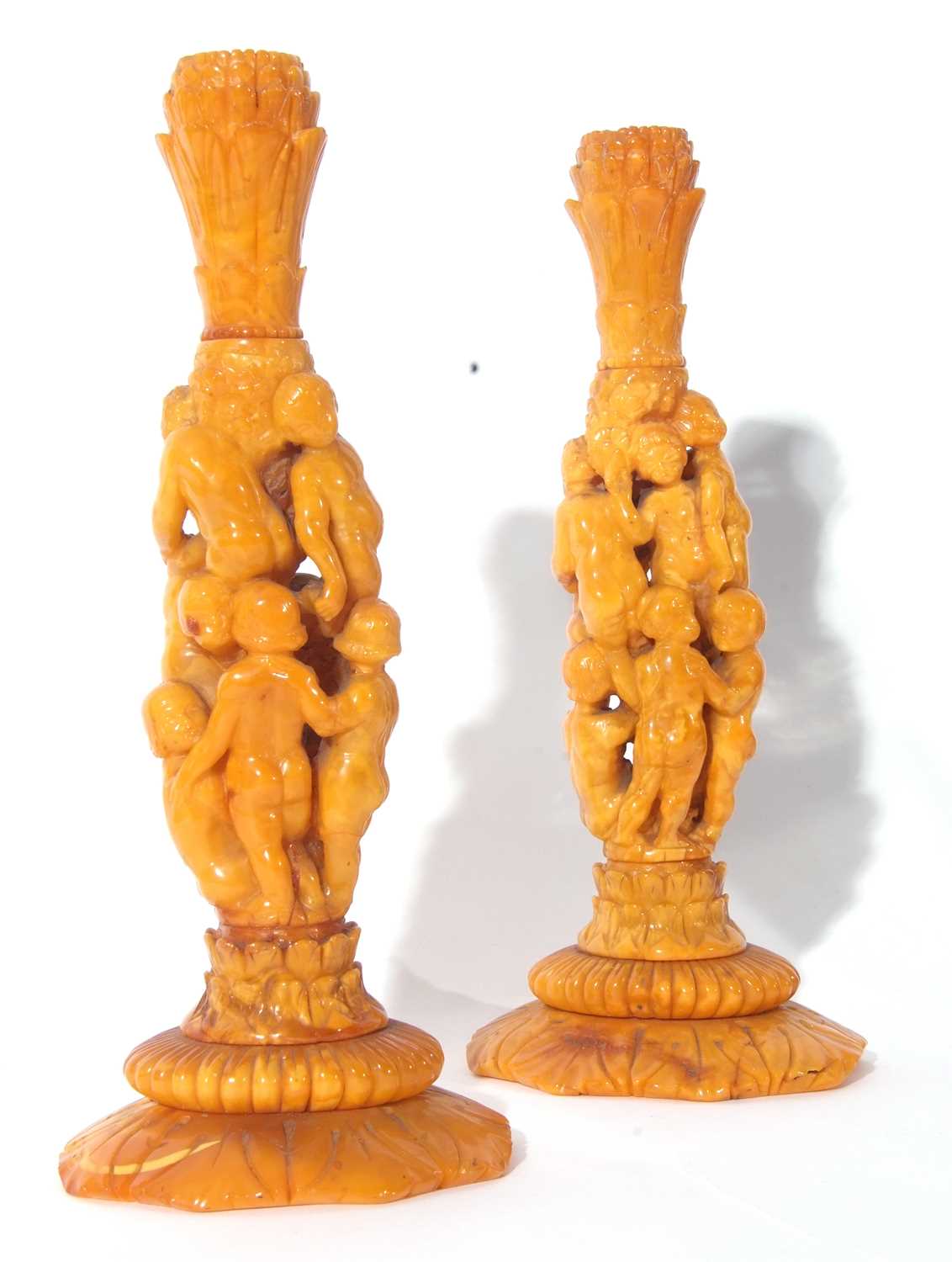 Pair of mid 19th century natural Baltic amber candlesticks (possibly German), having Corinthian - Image 9 of 16