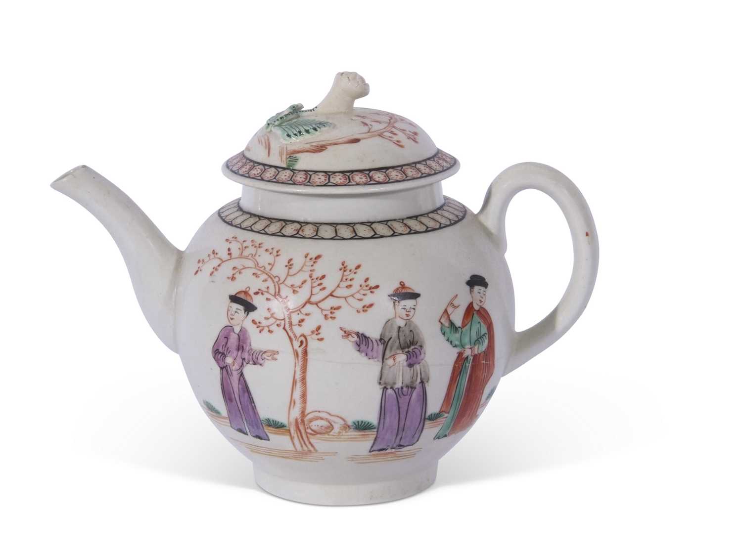 Lowestoft porcelain tea pot, circa 1780, with a polychrome design of Chinese figures by a tree,