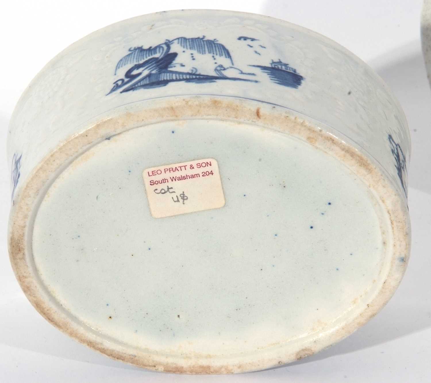Lowestoft porcelain butter tub, cover and stand circa 1765, the tub moulded with flowers enclosing - Image 14 of 14