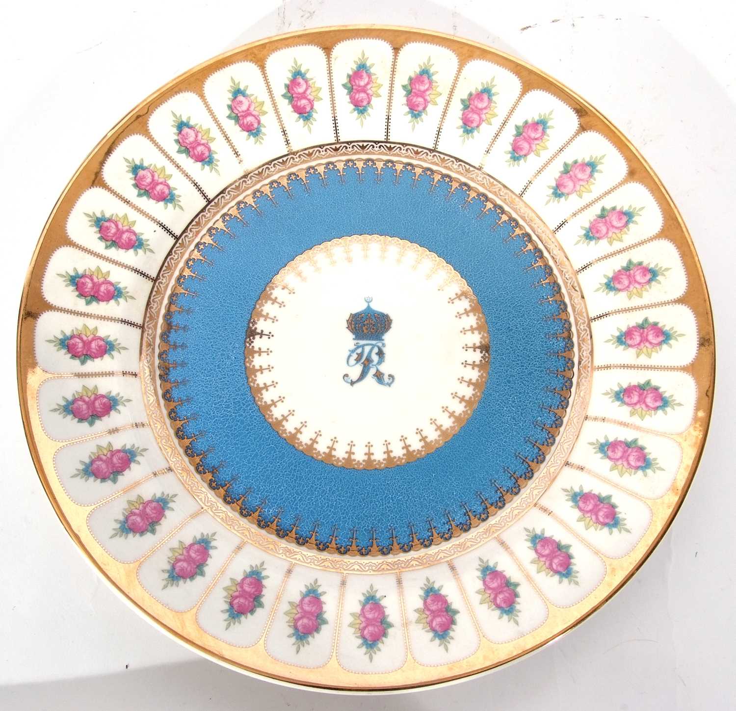 Set of 12 rare Royal Worcester plates commissioned for the Nawab Hamid Ali Khan of Rampur, - Image 2 of 6