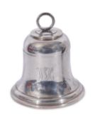Unusual George V silver encased desk inkwell in the form of a bell, the hinged lid having ringlet