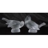 Pair of Lalique sparrows, tallest 8cm high (2)