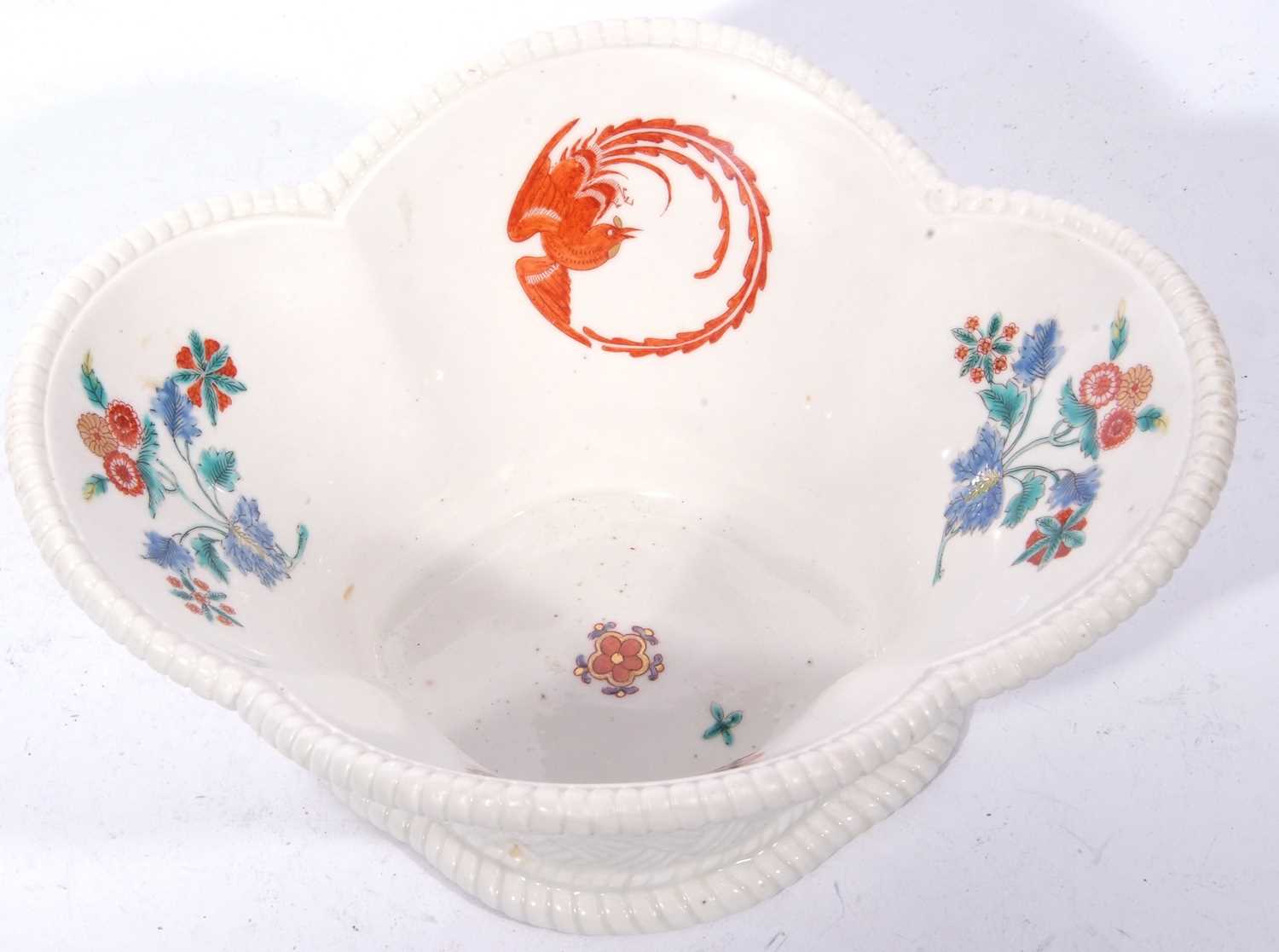 Very rare Chelsea raised anchor period quatrefoil basket decorated to the interior with a Kakiemon - Image 5 of 7