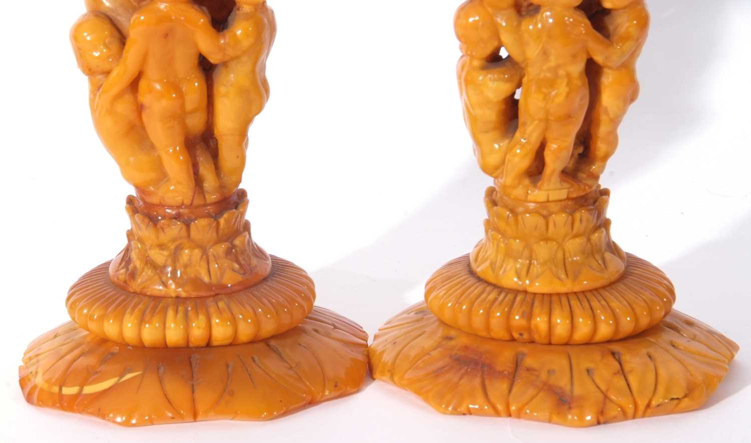 Pair of mid 19th century natural Baltic amber candlesticks (possibly German), having Corinthian - Image 15 of 16