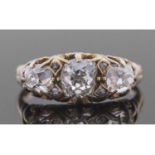 Victorian three stone diamond ring featuring three graduated old cut diamonds, 2.25ct wt approx,