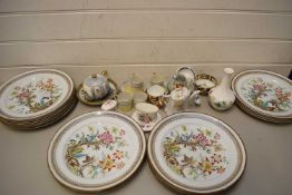 MIXED LOT OF CERAMICS TO INCLUDE QUANTITY OF VICTORIAN PLATES IN THE PERU PATTERN PLUS VARIOUS SMALL