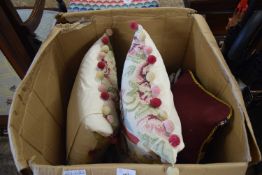 BOX OF MIXED CUSHIONS