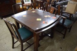 1930S MAHOGANY DRAW LEAF EXTENDING DINING TABLE TOGETHER WITH A SET OF SIX CHAIRS