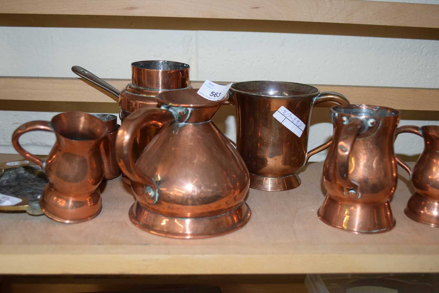 COLLECTION OF COPPER MEASURES, BRASS ASHTRAY AND OTHER ITEMS