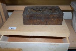 SMALL INLAID RECTANGULAR BOX TOGETHER WITH A FURTHER MODERN WOODEN CASE (2)