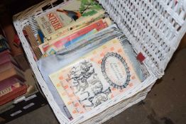 SMALL BASKET OF MIXED BOOKS AND COMICS