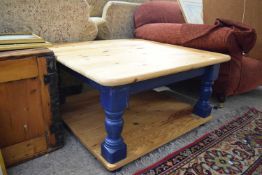 MODERN PINE TWO-TIER COFFEE TABLE WITH BLUE PAINTED LEGS, 91CM WIDE