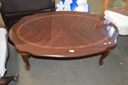 MODERN OVAL COFFEE TABLE WITH HIGH LACQUER FINISH