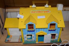 FISHER PRICE PLAY FAMILY HOUSE