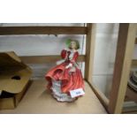 ROYAL DOULTON FIGURINE 'TOP O THE HILL'